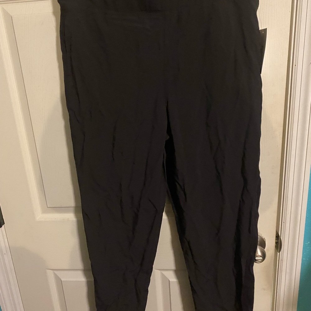 ZELOS Women's Black pants. New with tags.